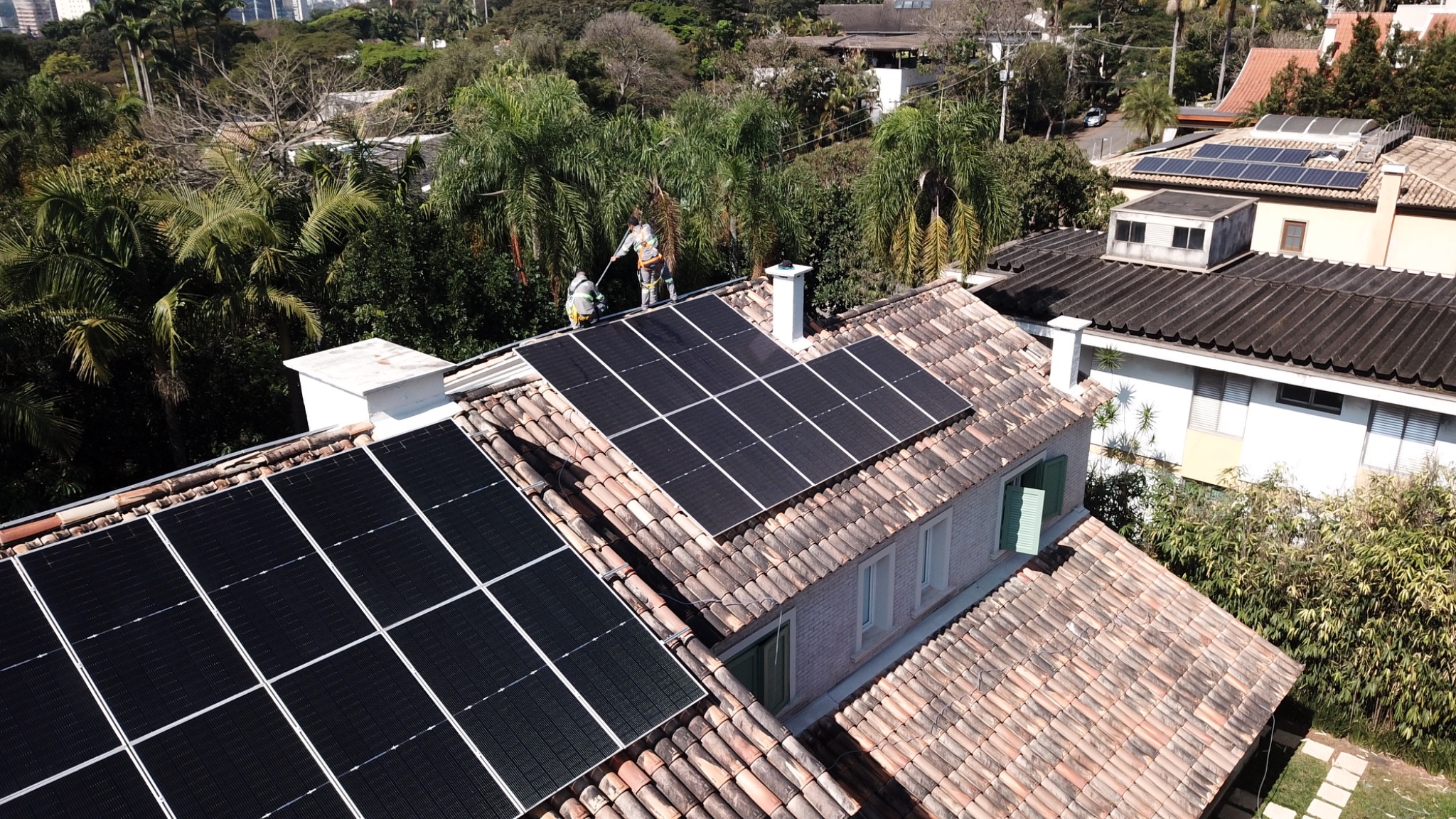 Limpeza de placas solares